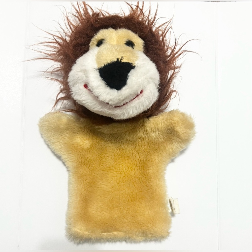 Vintage Animal Fair Inc Lion 12” Plush Hand Puppet Rare collectible